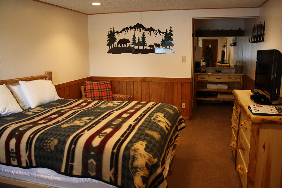 Saratoga Hot Springs Resort Room photo
